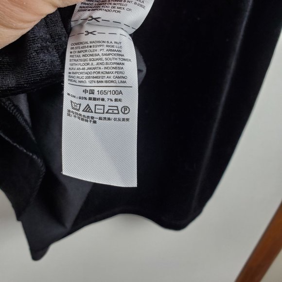 Old Navy Women's Black Velour Short Sleeve Round Neck Top Spring L Large - Picture 9 of 9